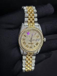 Reloj de Cuarzo Moissanite de Acero Inoxidable de Primera Calidad, Atemporal, para Regalos Corporativos y Eventos Formales, Disponible en Oferta - Product Image 2