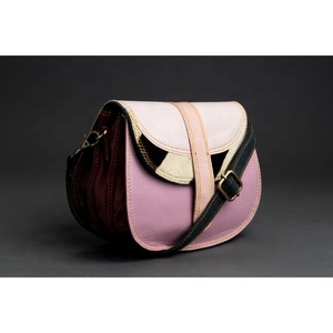 LW Sac à bandoulière de haute qualité à la mode pour femme de style occidental Véritable fourrure d'animal en cuir Sling Side New Animal Print Design - Product Image 1