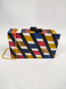 กระเป๋าคลัทช์เรซิ่นแฟชั่น กระเป๋าออกงานกลางคืนสำหรับสุภาพสตรี กระเป๋าสำหรับงานปาร์ตี้ งานแต่งงาน สไตล์นางฟ้า วาดด้วยมือ สีและขนาดสั่งทำได้ ปี 2025 - Product Image 5