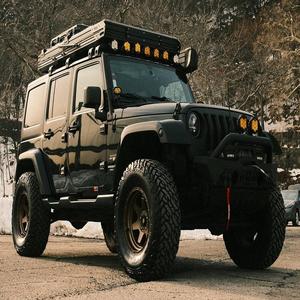 Jeep Wrangler Unlimited Sahara 4x4 de 2016 - Product Image 1