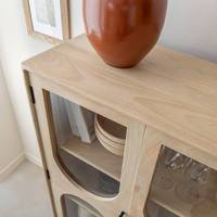 Vitrine à 2 portes en bois de manguier Vandana Maxima Stellar
