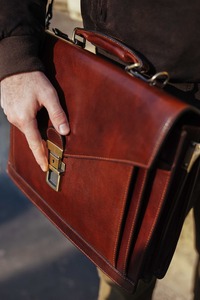 Unique Design Logo Leather Messenger Bag for Corporate Office <b>Laptop</b> Bag Promotional Business Use Available for Sale - Product Image 3