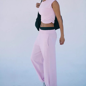 Conjunto Deportivo de 2 Piezas para Mujer, Color Rosa, Top Corto sin Mangas con Dobladillo Cruzado, Pantalones Largos de Cintura Alta, Transpirables, Tejidos, para Entrenamiento - Product Image 4