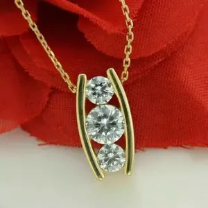 Collar con Colgante de Tres Piedras de Moissanita en Plata de Ley Chapada en Oro de 18K para Mujer, Diseño Vertical de Corte Lujoso, Joyería Fina, Regalo - Product Image 1