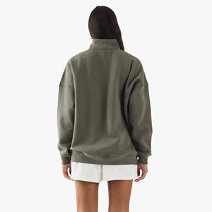 Conjunto de Chándal Formal Personalizado al por Mayor para Mujer, Corte Regular, con Top Corto y Pantalones, con Botones de Encaje y Parches con Diseño - Product Image 5