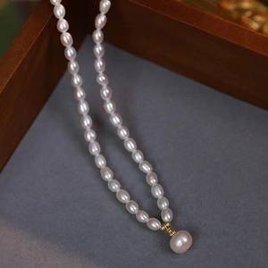 Collar de Perlas de Agua Dulce Estilo Retro Barroco con Piedra Ojo de Tigre y Cadena de Ámbar para Mujer - Product Image 3