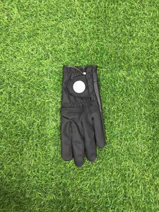 Gants de golf professionnels de qualité supérieure, pour droitiers et gauchers, respirants, en tissu doux, avec logo et couleur personnalisés. - Product Image 5