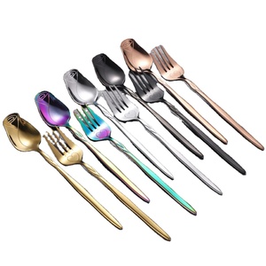 Ensemble de cuillères et de fourchettes modernes et colorées en acier inoxydable pour les maisons, les cafés, les banquets, les hôtels et la vaisselle de fête fabriqués en Inde - Product Image 1