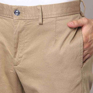 Pantalones chinos de algodón de secado rápido para hombre, corte ajustado, rectos, transpirables, de corte regular, para golf, con logotipo personalizado. - Product Image 2
