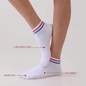 Calcetines Casuales de Invierno para Hombre de Calidad Premium, Transpirables, Cómodos, Tejidos con Spandex/Nylon, Resistentes a Desgarros, Personalizables - Product Image 1