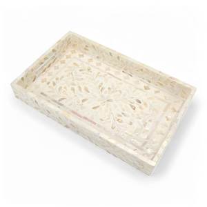 Bandeja de servir contemporánea de nácar con acabado pulido liso, ideal para cocinas y salas de estar de lujo. - Product Image 5