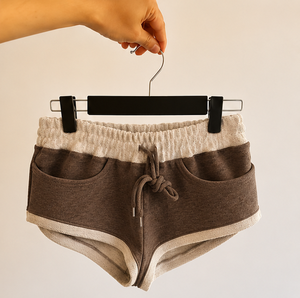 Shorts micro en molleton français pour femme, taille haute, avec cordon de serrage, doux, pour le yoga et la détente, avec poches - Product Image 6