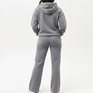 Conjunto deportivo informal de algodón y felpa para mujer, con sudadera con capucha y pantalones tipo jogger, con bloques de color, para entrenamiento en el gimnasio en invierno. - Product Image 6