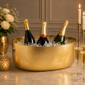 Cubo para Champán de Latón Texturizado Aurora, Enfriador de Vino de Doble Pared Hecho a Mano, Enfriador de Bebidas de Lujo, Decoración Moderna para Bar - Product Image 2