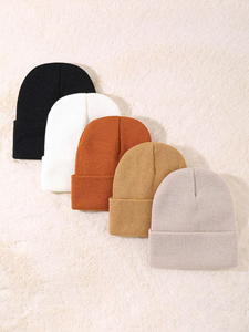 Gorro de Punto Acrílico Personalizado con Diseño de Canalé, Gorro de Invierno de Cachemira con Logotipo Bordado y Patrón Impreso para Viajes o Playa - Product Image 5