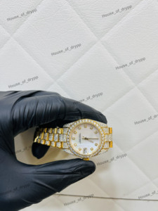 VVS นาฬิกาเพชรสำหรับปลูกในแล็บทำจากสแตนเลสนาฬิกาฮิปฮอปประดับหน้าอกวิบวับเหมาะสำหรับใส่ได้ทั้งชายและหญิง - Product Image 3