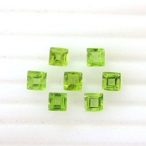 Natural Green Peridot 4MM <b>Square</b> Cut Loose Gemstone Calibrated Faceted Peridot Beads For Jewelry Making Wholesale Price Bulk - Product Image 2