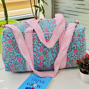 Quilted Floral <b>Duffel</b> <b>Bag</b> Pink Blue Pattern Large Capacity Travel Weekender Tote <b>Bag</b> - Product Image 5