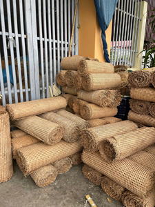 Malla de ratán tejida fina de Vietnam para la fabricación de gabinetes de cocina de alta gama y paneles divisores de oficina únicos - Product Image 4