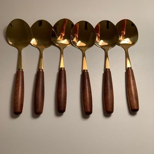 Cuillère de service moderne en acier inoxydable plaqué argent, à long manche, épaisseur 3 mm, résistante au lave-vaisselle, idéale pour les fêtes de mariage - Product Image 1