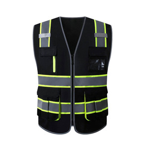 Gilet de sécurité réfléchissant haute visibilité Nexfit Athletics |   Gilet de travail professionnel imperméable avec LED clignotantes pour la construction et la circulation - Product Image 1