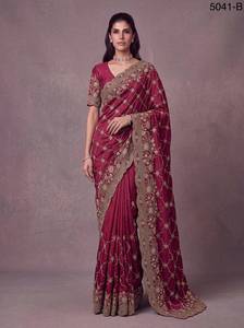 Sari traditionnel Rivaayat House en soie Banarasi verte ornée, mélange de coton extensible et matériaux recyclés, longueur au sol - Product Image 3
