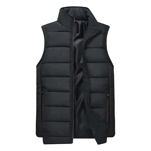 Gilet matelassé sans manches pour femme grande taille, personnalisé, chaud, respirant, en nylon, pour l'équitation et les activités hivernales - Product Image 1