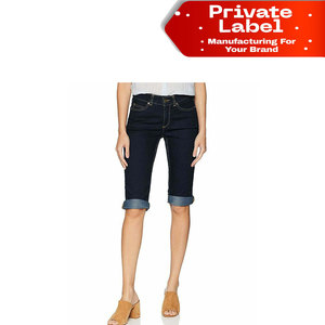 Shorts de mezclilla largos para mujer, estilo modesto, desgastados, tipo Bermuda, al por mayor, listos para enviar - Product Image 1