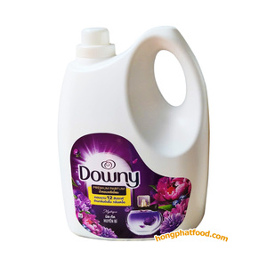 Adoucissant textile liquide Downy Premium Parfum Mystique 4L, parfum floral pour vêtements - Product Image 1