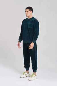 Conjunto de Sudadera de Terciopelo para Hombre con Acabado Elegante y Calidad Duradera - Product Image 5