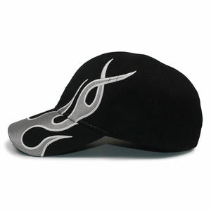 Gorra Unisex de 6 Paneles con Cierre a Presión, Color Negro Sólido, Algodón, Ajustable, Estilo Casual - Product Image 2