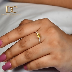 Bague en or jaune massif 14 carats certifiée IGI pour femmes, bijoux de fiançailles et de mariage, avec diamant cultivé en laboratoire et saphir jaune - Product Image 5