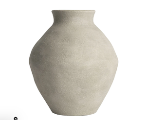Jarrón de Cerámica Texturizada Moderna Navin, Maceta Rústica de Terracota Color Blanco Roto, Centro de Mesa Decorativo Estilo Wabi Sabi para el Hogar - Product Image 1