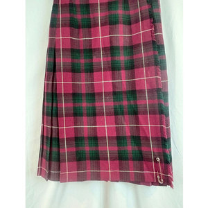 กระโปรงกิ๊ลท์ลายสก็อตสีแดงเขียวขายดีที่สุดสำหรับผู้หญิง ผลิตตามสั่งจากโรงงาน ขายส่ง - Product Image 3