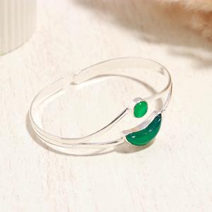 Bracelet en argent 925 fait main avec onyx vert |   Bijoux minimalistes en pierres précieuses pour femmes - Product Image 2