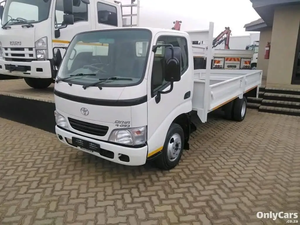 Toyota Dyna 2019 – Camión Comercial Resistente para Carga Pesada y Transporte - Product Image 3