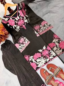 Lancement d'un nouveau look de soirée de créateur : haut en satin de verre pur, palazzo Farshi et ensemble dupatta. - Product Image 3