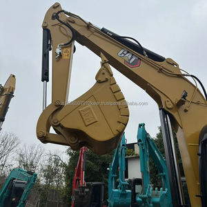 Excavatrice sur chenilles hydraulique miniature Caterpillar CAT305.5E d'occasion, 5,5 tonnes, moteur et pompe d'origine, modèle 2018-2022, capacité de la benne de 0,22 m³ - Product Image 4