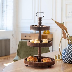 Support à dessert élégant en bois, construction en bois massif de qualité supérieure avec finition lisse, idéal pour les gâteaux, les cupcakes, les pâtisseries et les présentations élégantes. - Product Image 3