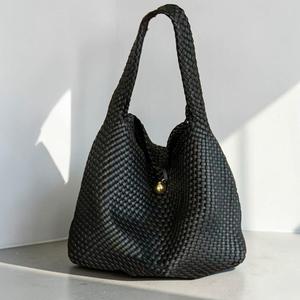 Bolso de Mano de Moda Tejido en PU, Bolso de Hombro de Gran Capacidad con Forro de Poliéster, para el Uso Diario y Viajes de Mujer - Product Image 3