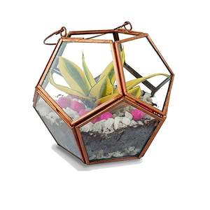 Vente chaude Terrarium Lanterne Bougeoir Conception Géométrique Métal et Verre Bougeoir avec Bonne Qualité Finition Dorée - Product Image 5