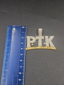 จี้ห้อยคอแบบกำหนดเอง PTK ประดับเพชรแบบ Iced Out พร้อมดาว เงินแท้ S925 ชุบทอง ประดับเพชร VVS มอยส์ซาไนต์ สไตล์ฮิปฮอป สร้อยคอชื่อสำหรับผู้ชายและผู้หญิง - Product Image 4