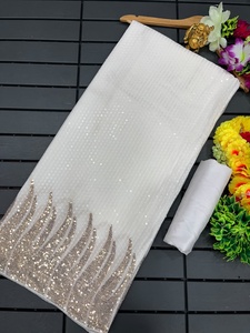 ชุดส่าหรีอินเดียแบบยาวถึงพื้น ผ้าจอร์เจตต์ปักลายสวยงาม แบรนด์ Indian Boutique Nx สไตล์บอลลีวูด ขายดีที่สุด สีขาว สำหรับงานปาร์ตี้ ดีไซน์ทันสมัย - Product Image 2