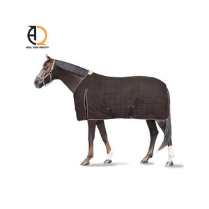 Couvertures d'hiver chaudes pour chevaux, service OEM de haute qualité, logo personnalisé, équipement équestre, couvertures pour chevaux en polaire respirante - Product Image 1