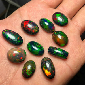 Opale d'Éthiopie noire naturelle de qualité supérieure, cabochon opale de feu Welo, pierre précieuse en vrac, opale de feu AAA, pierre pour bijoux, fournisseur en gros - Product Image 1