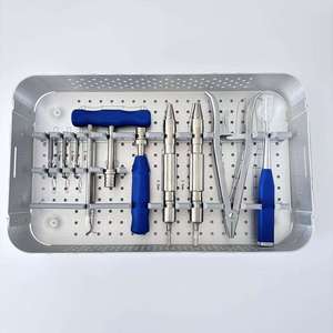 Kit d'instruments chirurgicaux pour traumatismes en acier inoxydable : Pinces de maintien osseux, Plaques, Vis, Forets, Taps, Instruments pour petits fragments Surgiright - Product Image 3