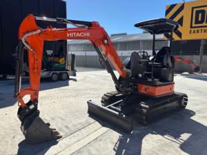Mini-excavatrice Hitachi ZX35U-5N haute performance 2023, compacte, avec godet hydraulique et moteur de pompe, pour travaux de jardinage et de construction municipale - Product Image 4