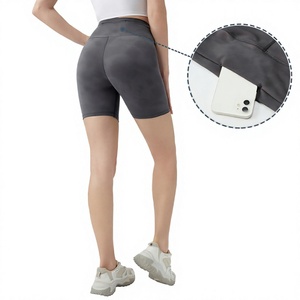 Pantalones Cortos de Yoga Morados de Cintura Alta con Bolsillos Laterales, Diseño Sin Costuras y Elástico en Cuatro Direcciones - Product Image 4