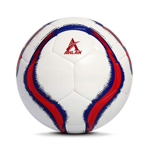 ลูกฟุตบอลไฮบริดคุณภาพพรีเมียมสำหรับการฝึกซ้อมและการเล่นเป็นทีม - Product Image 1