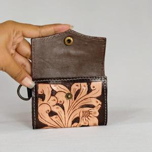 Vintage Genuine Leather <b>Card</b> Holder With <b>Embossed</b> Floral Pattern Snap Closure Single Strap Unisex Portable Daily Use - Product Image 5